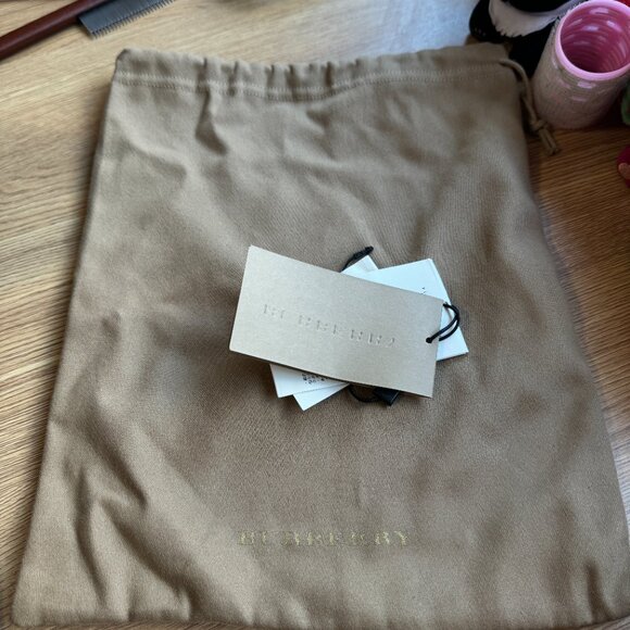 Burberry Black High Heels with - Picture 6 of 6